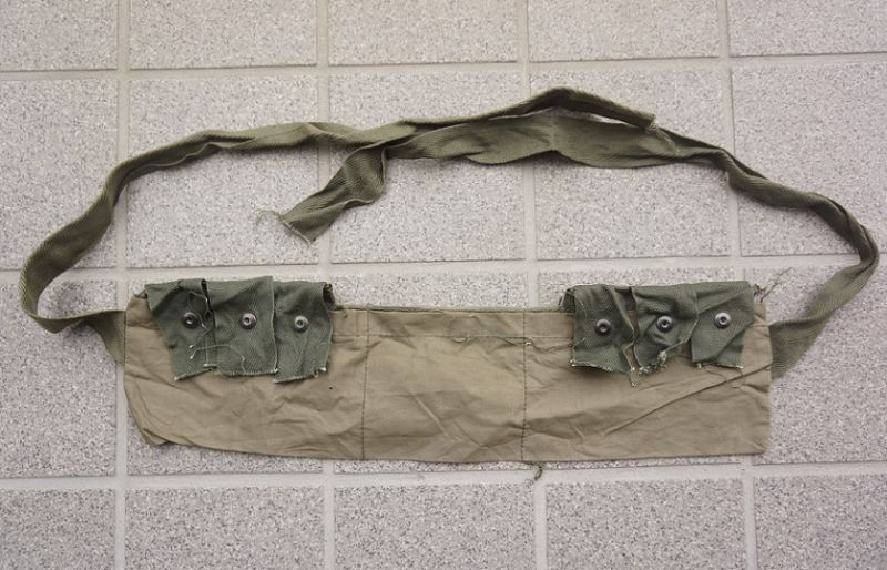 アメリカ軍 バンデージ M16バンダリア メディック記章 ベトナム
