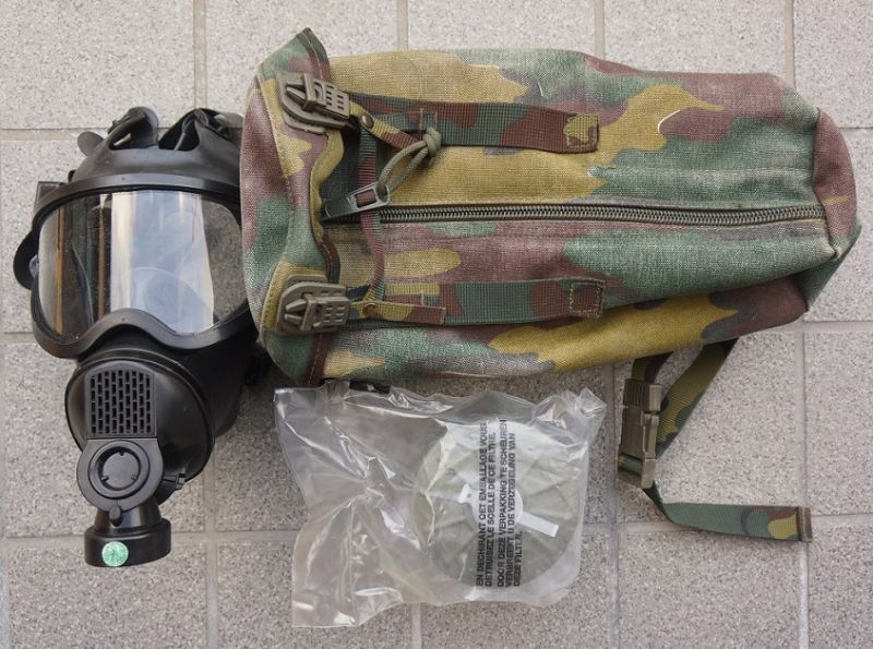 直売公式店 ベルギー軍 BEM-4GPガスマスクセット 個人装備