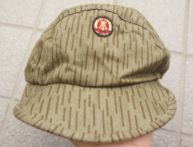実物 東ドイツ軍 野戦帽 レインドロップ迷彩 サイズⅡ 新品