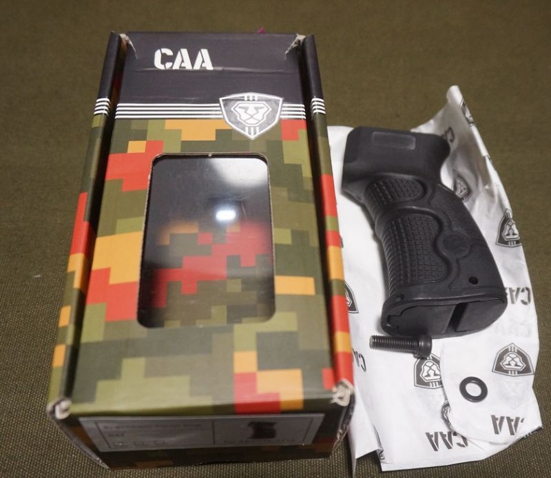 CAA製　実物 AK専用ガングリップ UPG47
